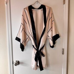 Vintage Val Mode Pale Pink w/ Black Stripes Satin Robe Lingerie Kimono Medium